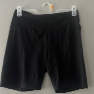 aerie black biker short xl